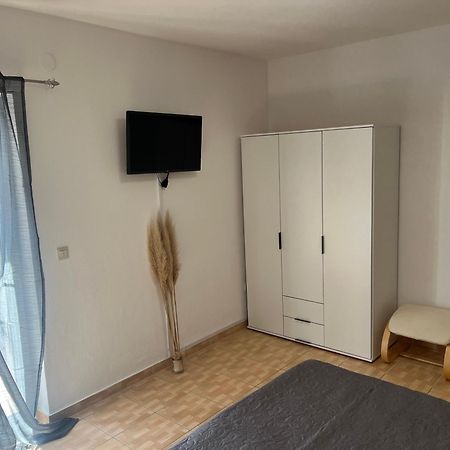 Apartments Marija Malinska Luaran gambar