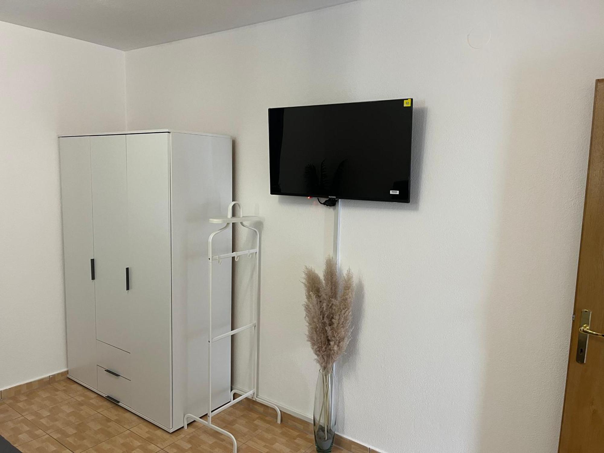 Apartments Marija Malinska Luaran gambar