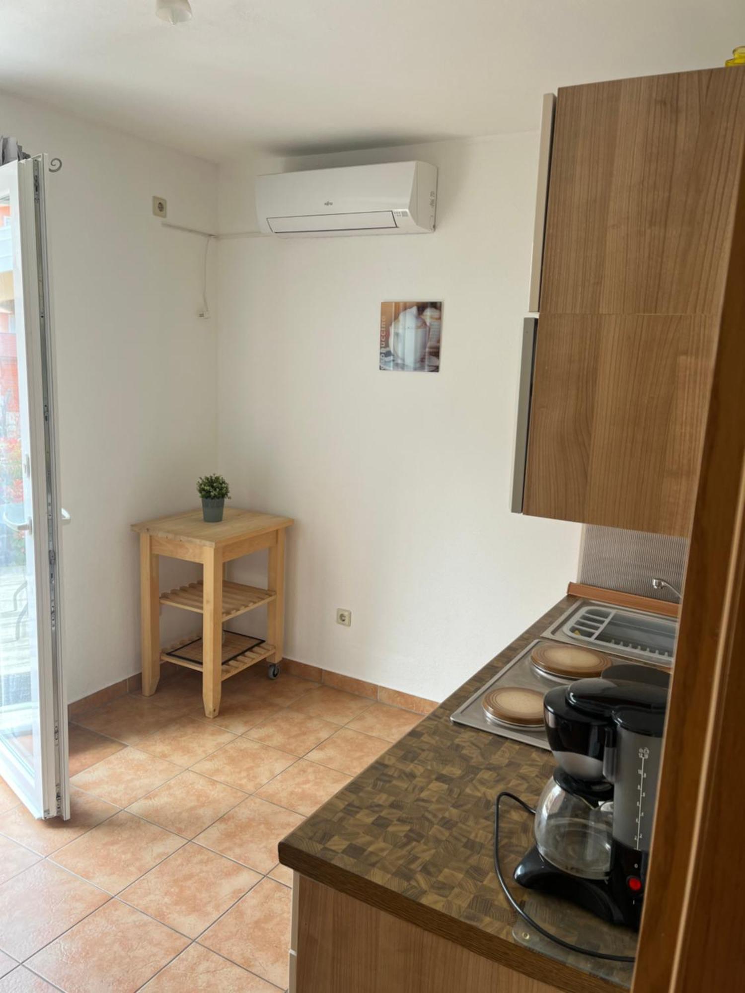 Apartments Marija Malinska Luaran gambar