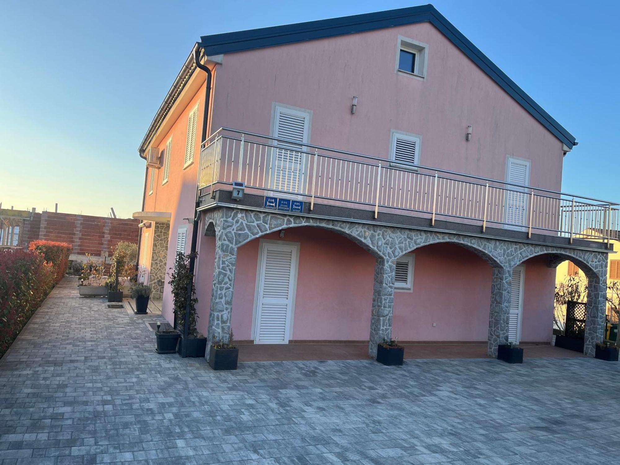 Apartments Marija Malinska Luaran gambar