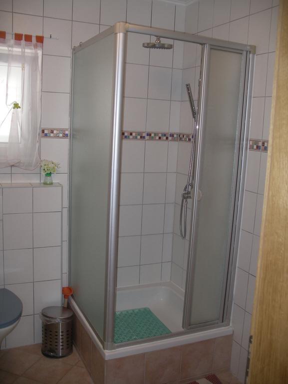 Apartments Marija Malinska Luaran gambar